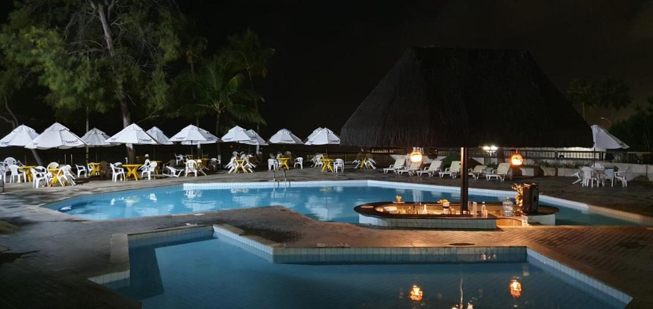 Flat Golden Beach Em Piedade Recife Exteriör bild